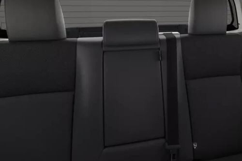 toyota hilux 144kw invincible 59kwh d/cab pick up auto detail view