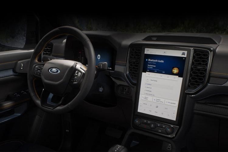 ford ranger pick up d/cab platinum 3.0 ecoblue v6 240 auto inside view