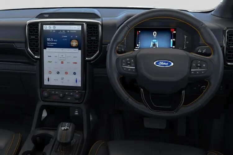 ford ranger pick up double cab xlt 3.0 ecoblue v6 240 auto inside view