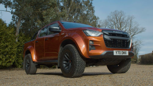 ISUZU D-MAX DIESEL 1.9 Arctic Trucks AT35 Double Cab 4x4 view 1